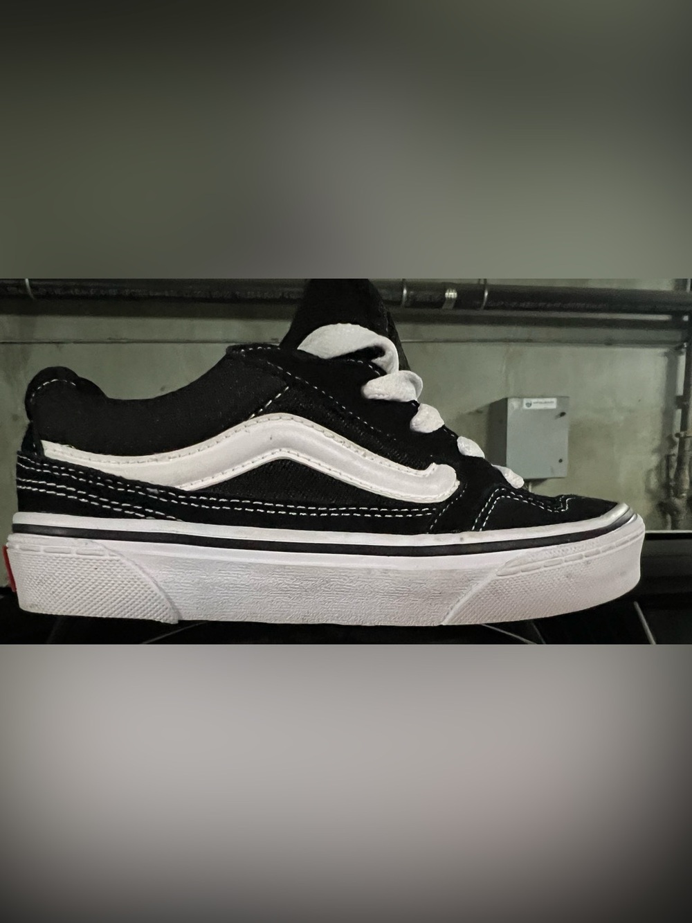Vans Black & White Old Skool Heel with Red Logo Patch
